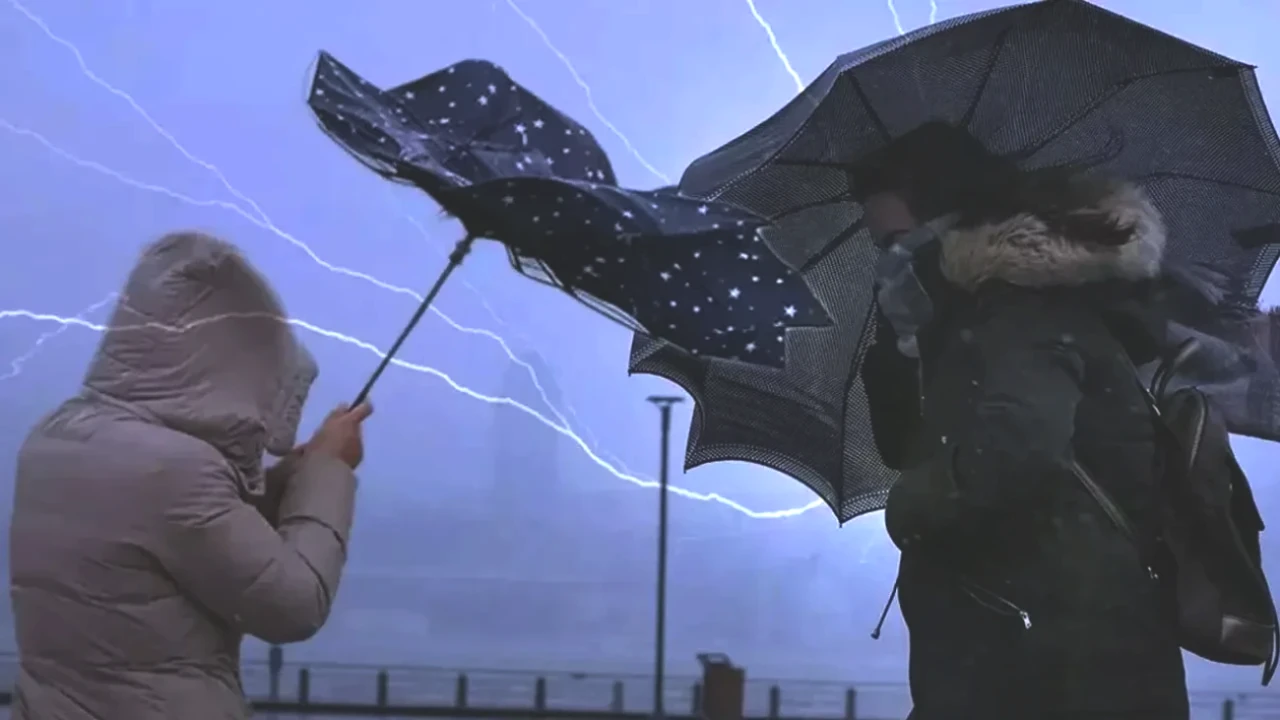 Şiddetli Fırtına ve Sağanak Uyarısı! Meteoroloji'den Kritik Açıklamalar