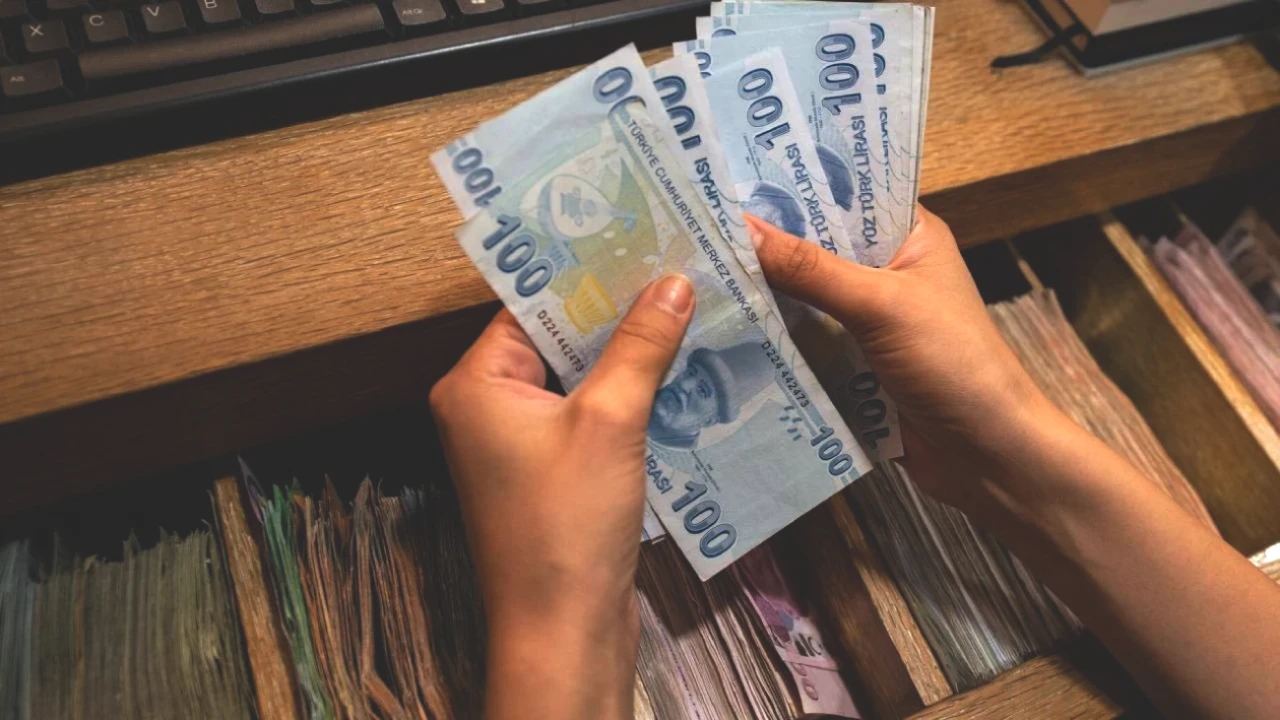 Emeklilere Müjde! Kök Maaşları 15-16 Bin TL'ye Yükseliyor, Detaylar Burada!